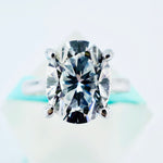 2CT Oval White Moissanite Solitaire