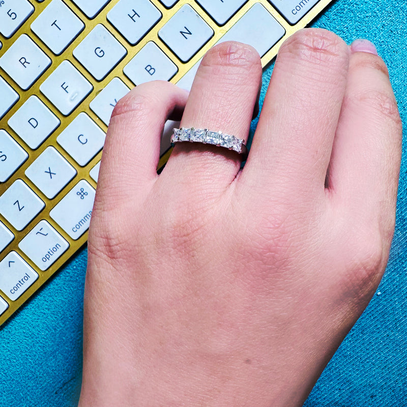 Princess Moissanite 6Stone Band