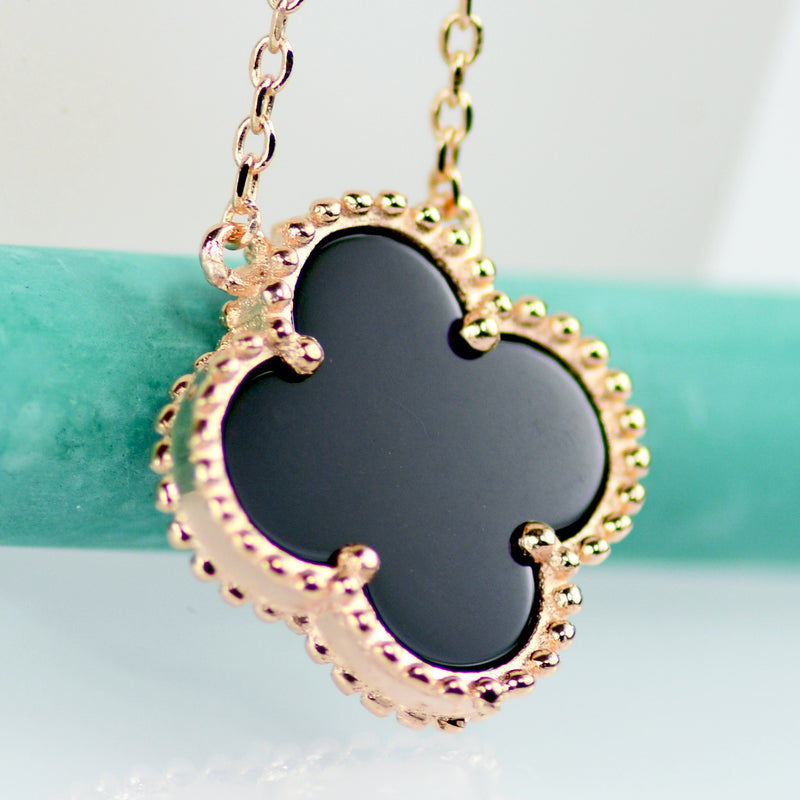 Lucky Four-leaf Charm Necklace Blackrose
